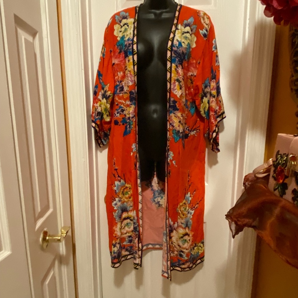 Flying Tomato Kimono